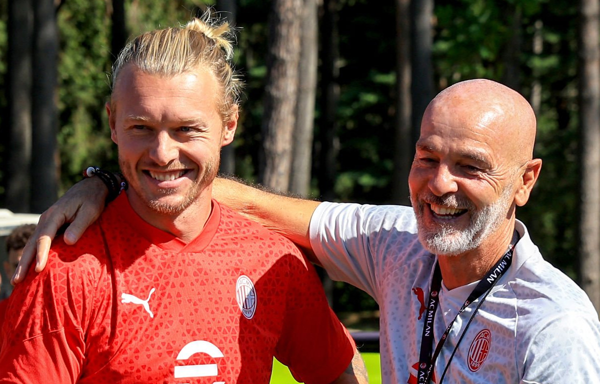 Calciomercato Milan Simon Kjaer Vuole Restare Le Parole