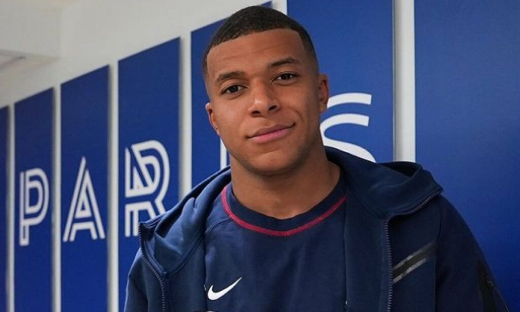 Kylian Mbappé fin da piccolo tifa per il Milan. (Fonte: instagram.com/k.mbappe)