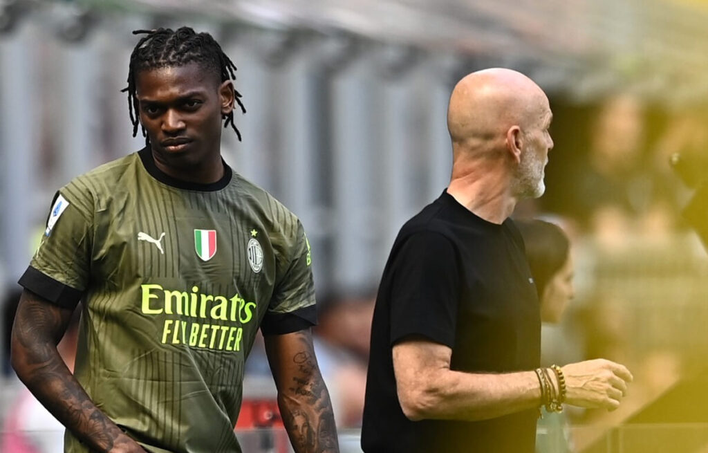 Milan, Leao costretto a lasciare il campo contro la Lazio dopo appena undici minuti. (Credit: Image Photo Agency)