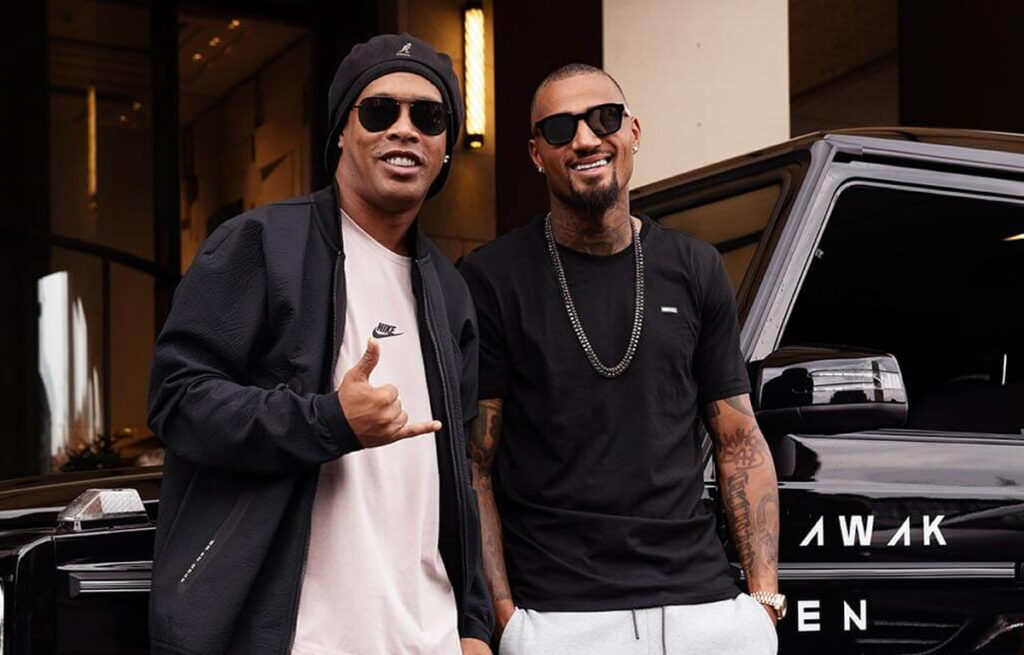 Ronaldinho e Boateng con gli occhiali da sole