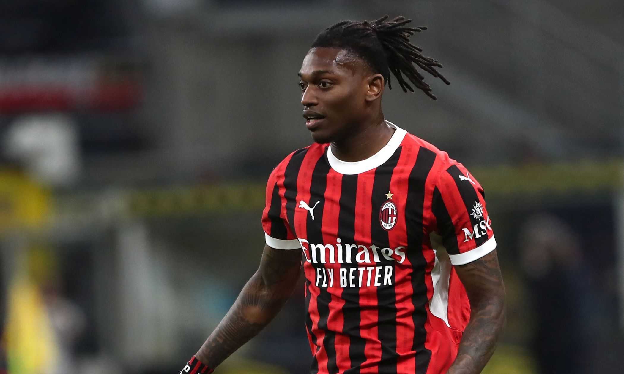 Milan, UFFICIALI gli stipendi 2024/25: Leao si conferma al top, Origi che peso!